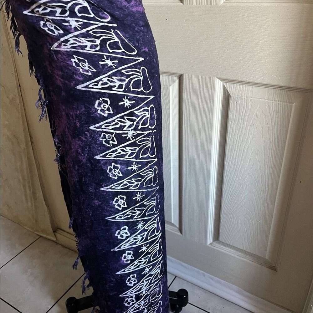 PAREO Rayon Purple-White One 6x42in Unicornio with fringes